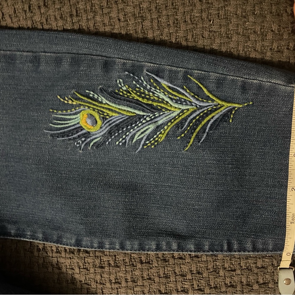 Martha Stewart Skinny Jeans with Peacock Embroidery Size 12 - Picture 8 of 12